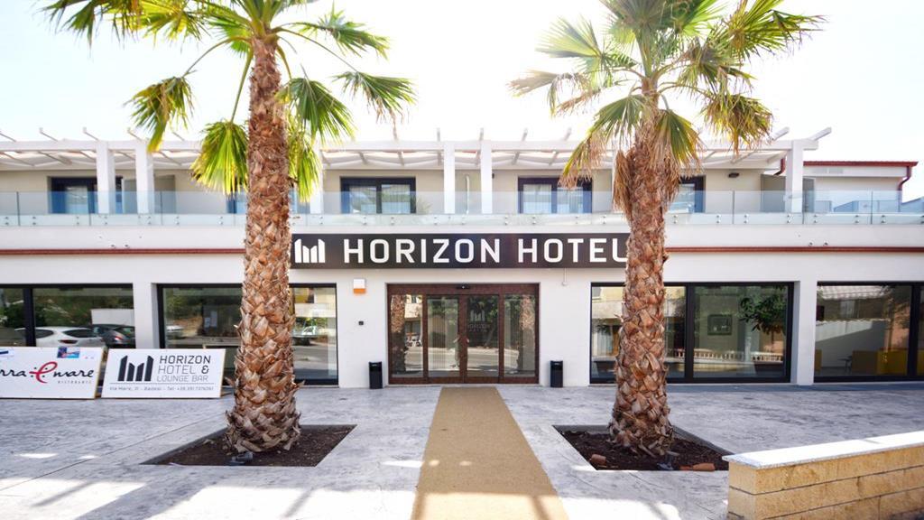 Horizon Hotel Badesi Kültér fotó